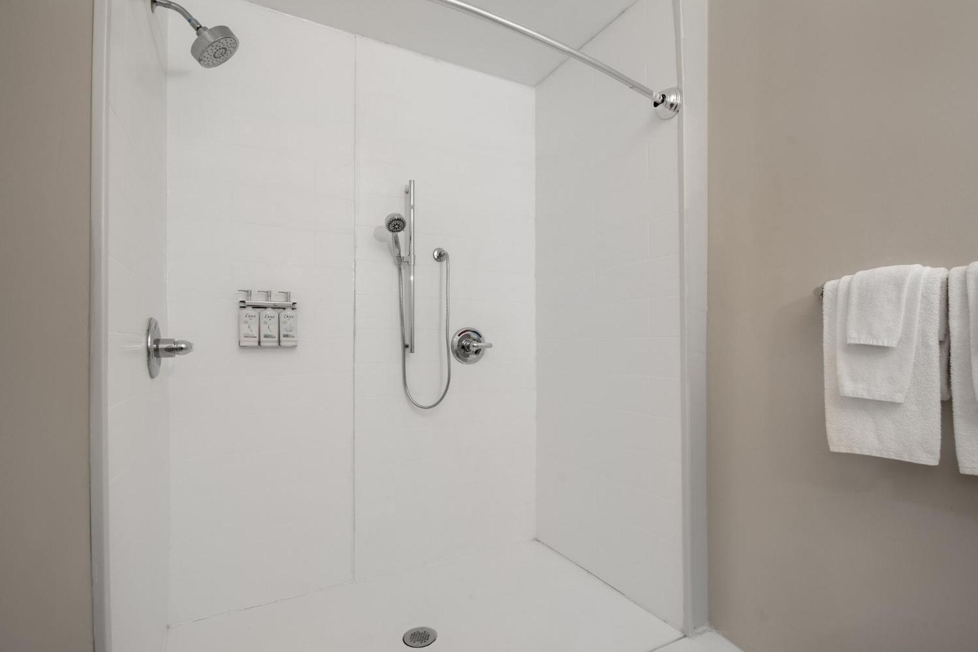 Holiday Inn Express & Suites Oscoda By Ihg Εξωτερικό φωτογραφία