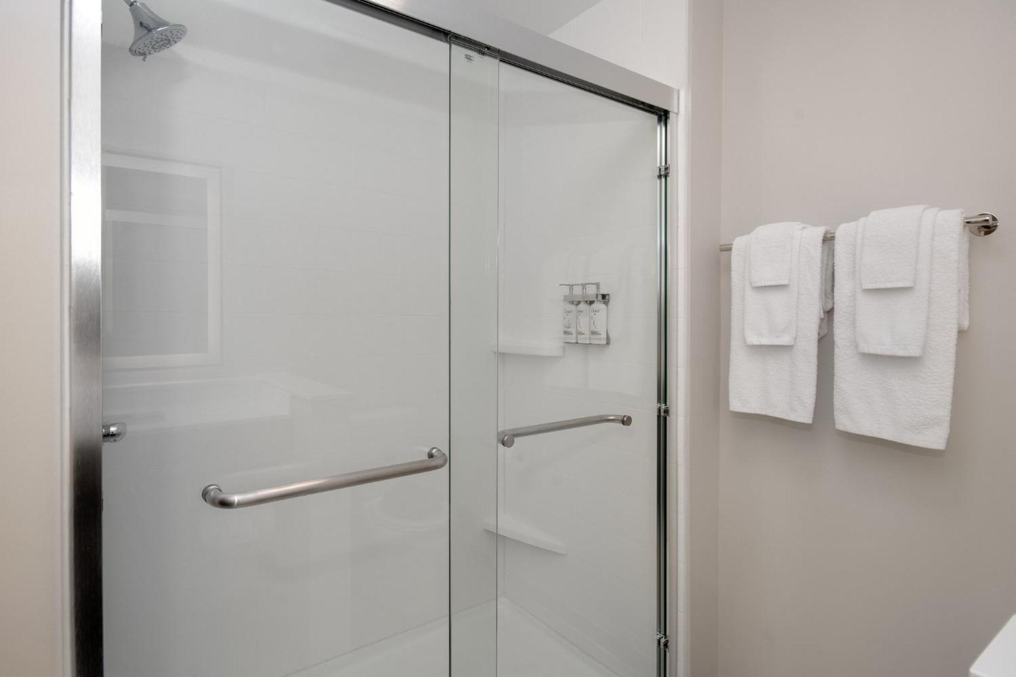 Holiday Inn Express & Suites Oscoda By Ihg Εξωτερικό φωτογραφία